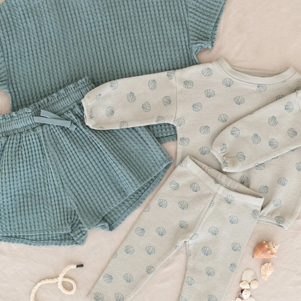 NWT - Rylee + Cru Spongey Knit Set Seashells - Picture 2 of 2